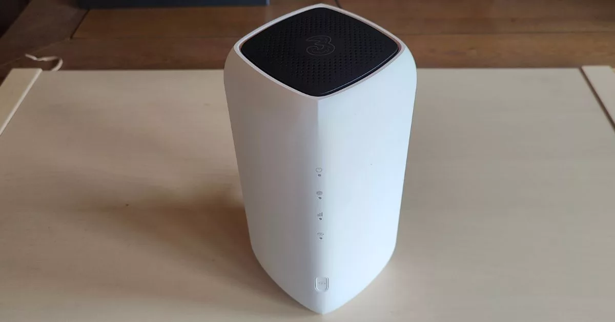 Three 5G Router Zyxel NR5103Ev2 Review